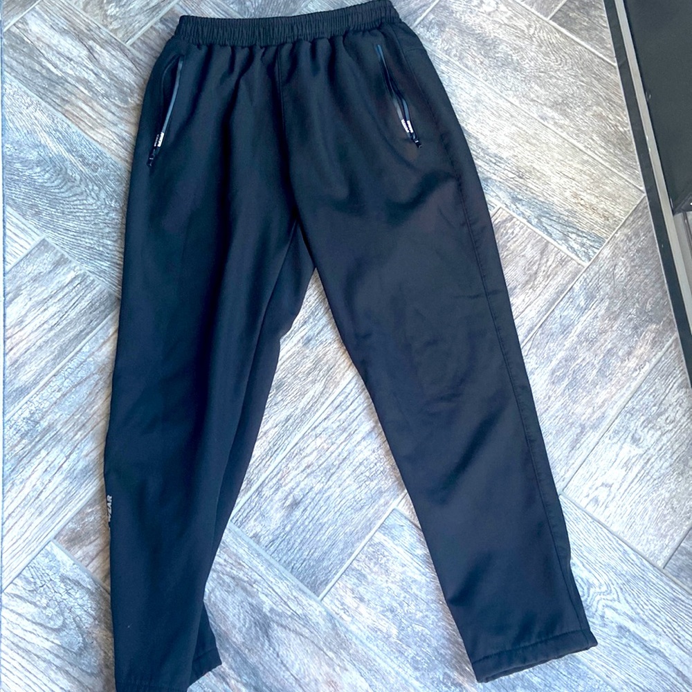 I am selling black sweatpants.